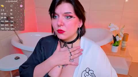 Hi my name is Lunaray online show from November 18, 10:09 am