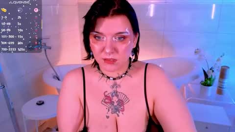 Hi my name is Lunaray online show from November 21, 11:20 am