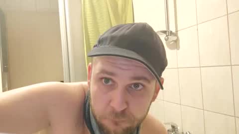 Snapshot of blueminexx chatting on February 17, 3:36 am Blueminexx online show from February 17, 3:36 am