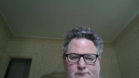 bluemoose70 online show from March 28, 4:50 pm