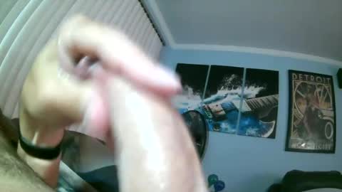 Snapshot of bluenote1320 chatting on July 4, 12:39 am Bluenote1320 online show from July 4, 12:39 am