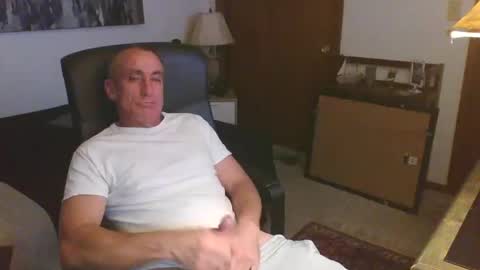 blueyesforyou2nit online show from October 3, 4:53 am