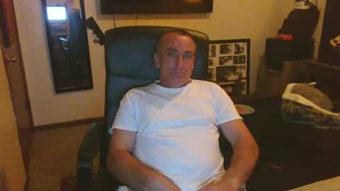 blueyesforyou2nit online show from October 21, 5:41 am