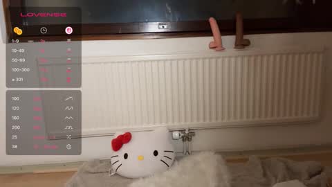 Delle online show from November 12, 5:35 pm