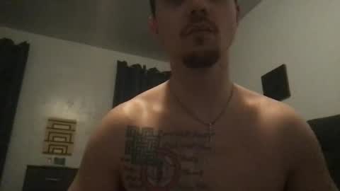 Snapshot of bmiichael327 chatting on March 3, 6:15 am bmiichael327 online show from March 3, 6:15 am