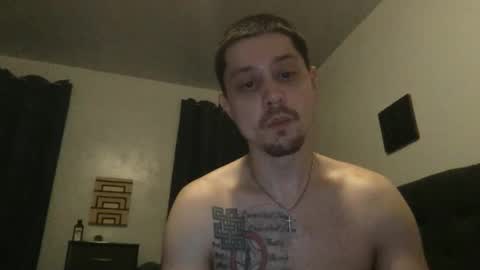 Snapshot of bmiichael327 chatting on February 17, 7:16 am bmiichael327 online show from February 17, 7:16 am