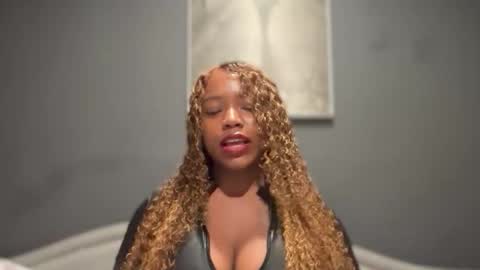 Snapshot of bnwo_goddess chatting on October 22, 9:25 pm       online show from October 22, 9:25 pm