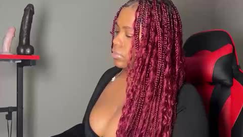       online show from February 4, 2:45 pm