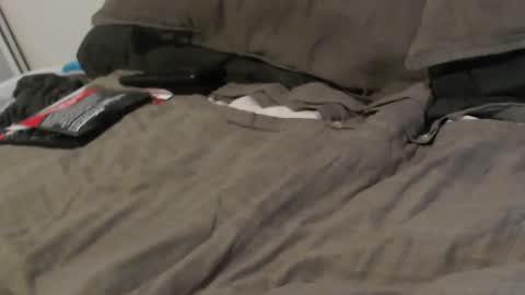 Snapshot of bob123478 chatting on December 21, 1:04 am bob online show from December 21, 1:04 am