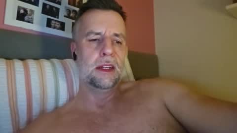 Snapshot of bobberman78 chatting on February 14, 5:48 am Dan online show from February 14, 5:48 am