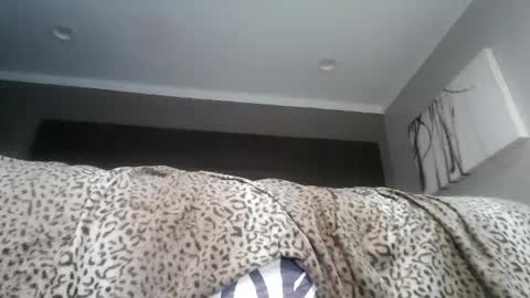 bobbiebone and company online show from October 5, 8:18 pm