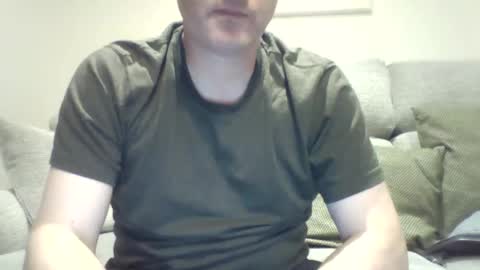 Snapshot of bobby_113 chatting on March 7, 1:31 am bobby_113 online show from March 7, 1:31 am