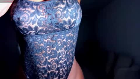 Snapshot of body_desire chatting on September 23, 10:07 am danna online show from September 23, 10:07 am