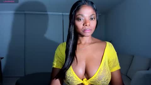 Snapshot of body_desire chatting on October 6, 9:40 am danna online show from October 6, 9:40 am