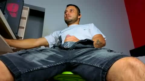 Snapshot of body_xxx chatting on July 15, 9:58 am body xxx online show from July 15, 9:58 am