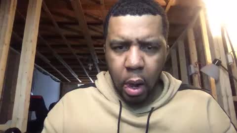 Snapshot of bogarcon234 chatting on February 27, 6:52 pm Bogarcon234 online show from February 27, 6:52 pm