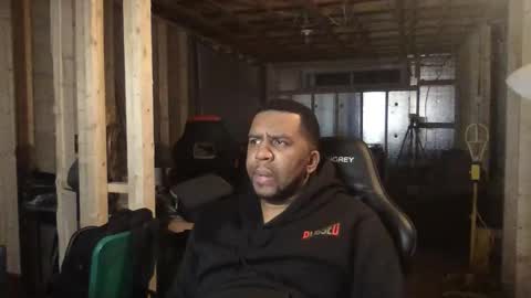 Snapshot of bogarcon234 chatting on March 4, 2:28 am Bogarcon234 online show from March 4, 2:28 am