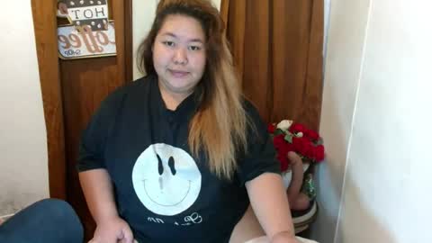 Snapshot of bombaliciouszzz chatting on June 20, 12:36 am Camille online show from June 20, 12:36 am