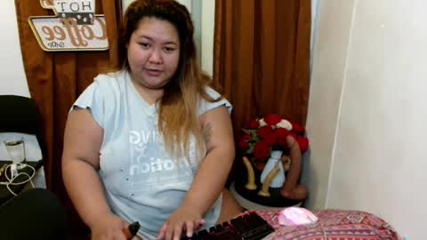 Snapshot of bombaliciouszzz chatting on July 4, 1:01 am Camille online show from July 4, 1:01 am