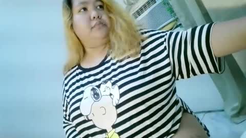 Snapshot of bombastic_darla chatting on September 10, 9:15 pm bombastic_darla online show from September 10, 9:15 pm