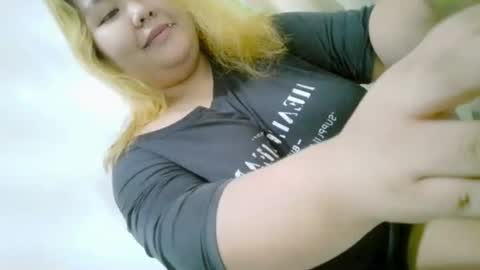 Snapshot of bombastic_darla chatting on September 13, 3:50 am bombastic_darla online show from September 13, 3:50 am