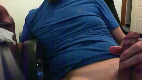 Snapshot of bomeester73 chatting on May 20, 9:10 pm bomeester online show from May 20, 9:10 pm