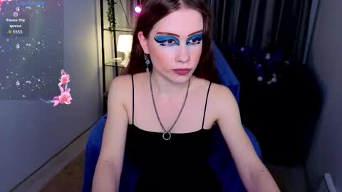 Karen online show from November 20, 4:29 pm