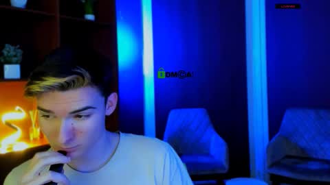 bondi_vv online show from November 23, 10:53 pm