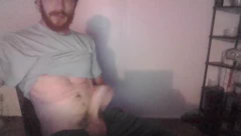 Snapshot of bone_daddy_4u chatting on September 14, 4:22 am Bone daddy online show from September 14, 4:22 am