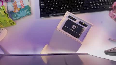 bonet_iris online show from February 25, 7:01 pm