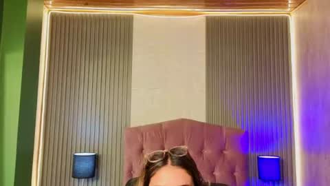 Snapshot of bonnali_lune chatting on June 14, 4:36 am bonnali_lune online show from June 14, 4:36 am