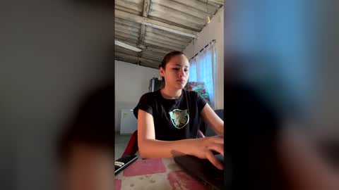 Snapshot of bonni_bluee chatting on February 15, 11:52 am Bonnie online show from February 15, 11:52 am