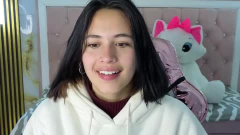 Bonnie  online show from May 20, 12:33 pm