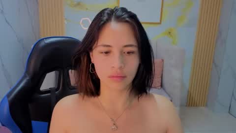 Bonnie  online show from May 26, 1:18 pm