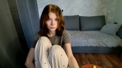Jessy  Mark online show from May 6, 5:14 am