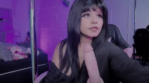 Snapshot of bonnie_anderson chatting on February 12, 8:15 pm Bonnie Anderson online show from February 12, 8:15 pm