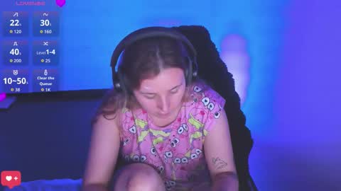 Bonnie Help me reach 500 likes online show from March 19, 10:47 pm