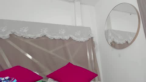   online show from March 12, 11:44 pm