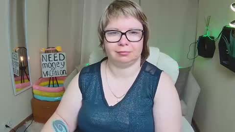 bonnnyboobsy online show from May 22, 6:57 pm