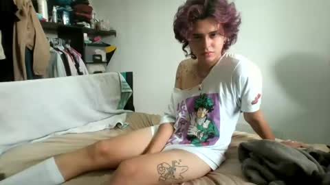 Snapshot of bonny_cum chatting on June 17, 3:57 pm bonny_cum online show from June 17, 3:57 pm