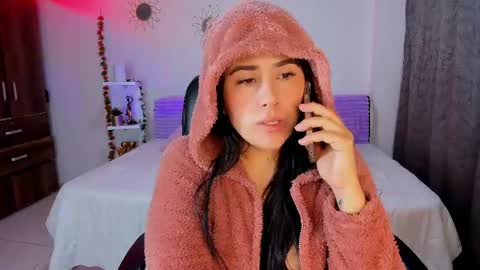 sofia  online show from June 7, 7:34 am