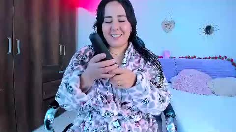Snapshot of bonny_greylm chatting on July 23, 1:08 am sofia online show from July 23, 1:08 am