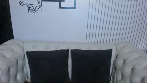 Vicky online show from April 15, 12:23 pm