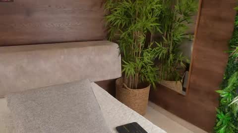 Bonny online show from April 18, 11:58 am