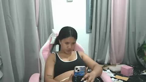 boobsypinay_zhein online show from March 18, 11:57 am