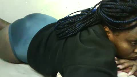 Snapshot of boobvherry chatting on December 20, 11:21 am boobvherry online show from December 20, 11:21 am