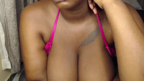 Snapshot of booby_candy chatting on July 4, 11:00 pm booby_candy online show from July 4, 11:00 pm