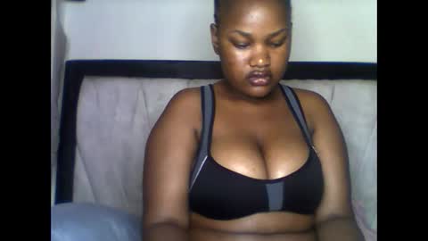 boobylicious012 online show from May 27, 12:35 pm
