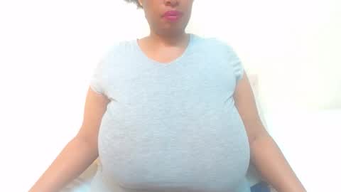 boobyqueen online show from March 31, 8:20 pm