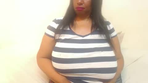boobyqueen online show from May 26, 4:58 pm